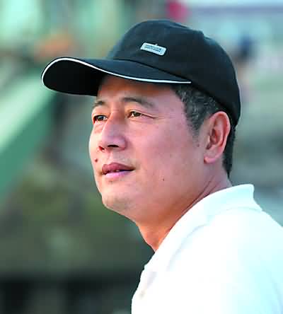 杨忠华.jpg