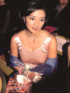 杨婉仪（Winnie）1970-06-03