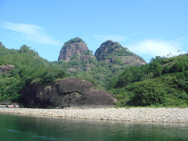 武夷山——双乳峰