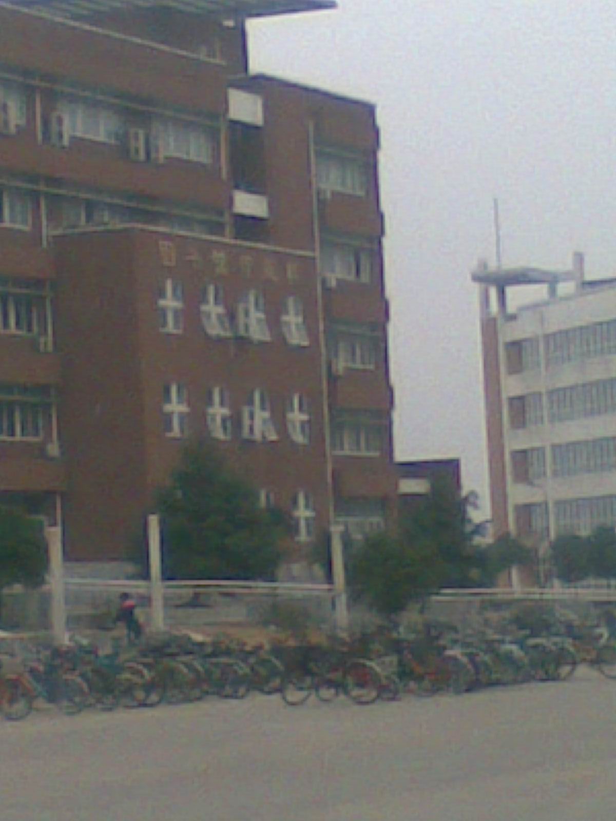 图书馆教学楼.jpg