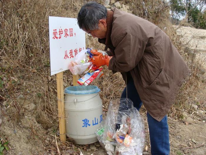 收获颇丰。垃圾入桶的习惯业已养成