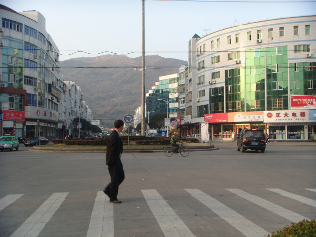 玉泉路与金山路交界口