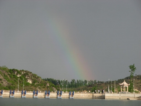 雨后见彩虹