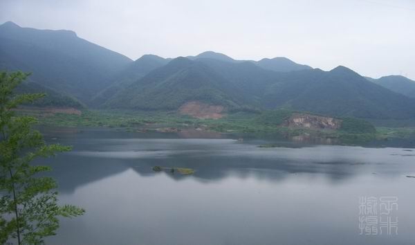 轻轻浅浅的一片水，以后的上张水库