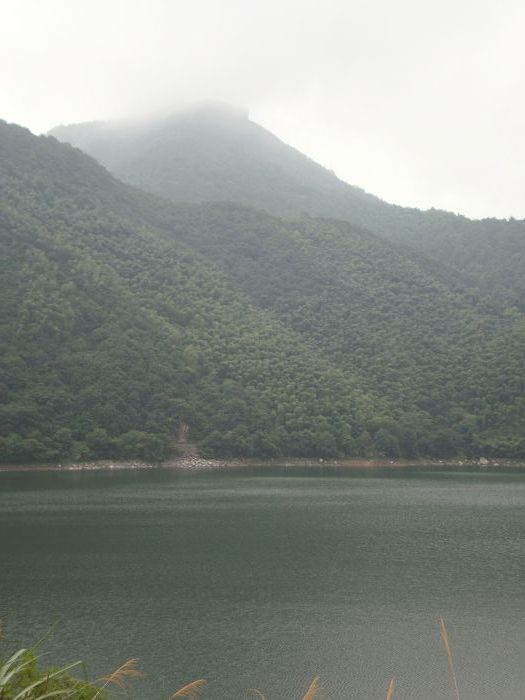 雨雾水库。。。