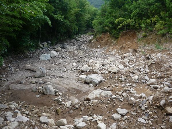 到了 终点 溯溪地