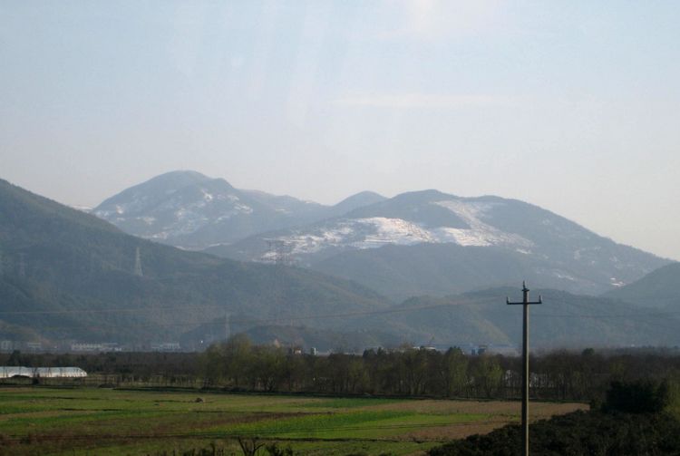 雪  山